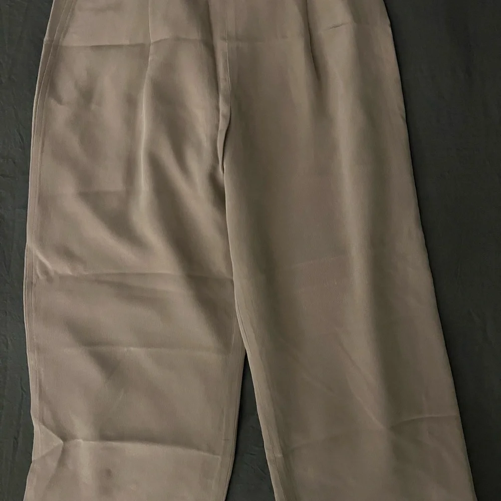 Pants - Picture 2 of 4